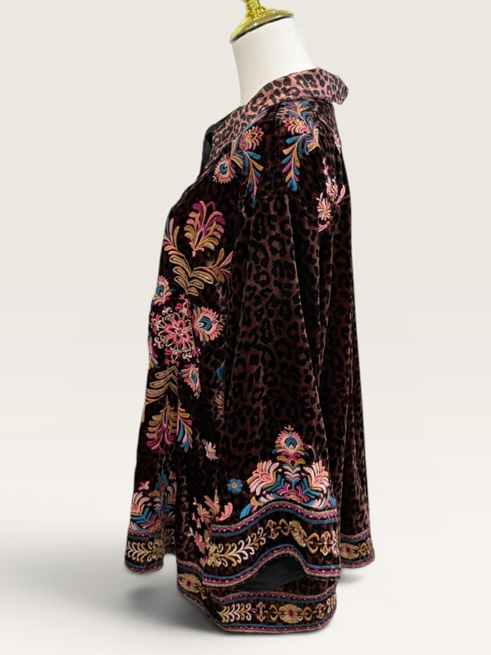 Johnny Was XXL Brandi Embroidered Kimono Sleeve Shirt Misty Leopard Velvet NWT - Picture 6 of 16
